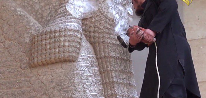 ISIS-Assyrian-statue1-702x336.jpg
